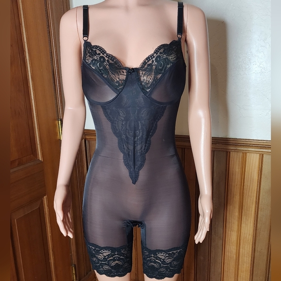 Olga 80s/90s Black Sheer Lace Bodysuit Shapewear 36C